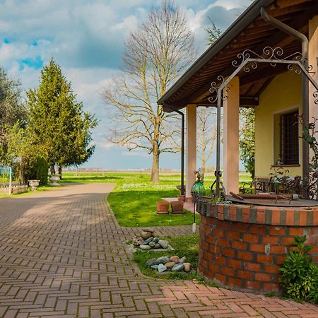 B&B Villa Erika Lugo  Exteriör bild