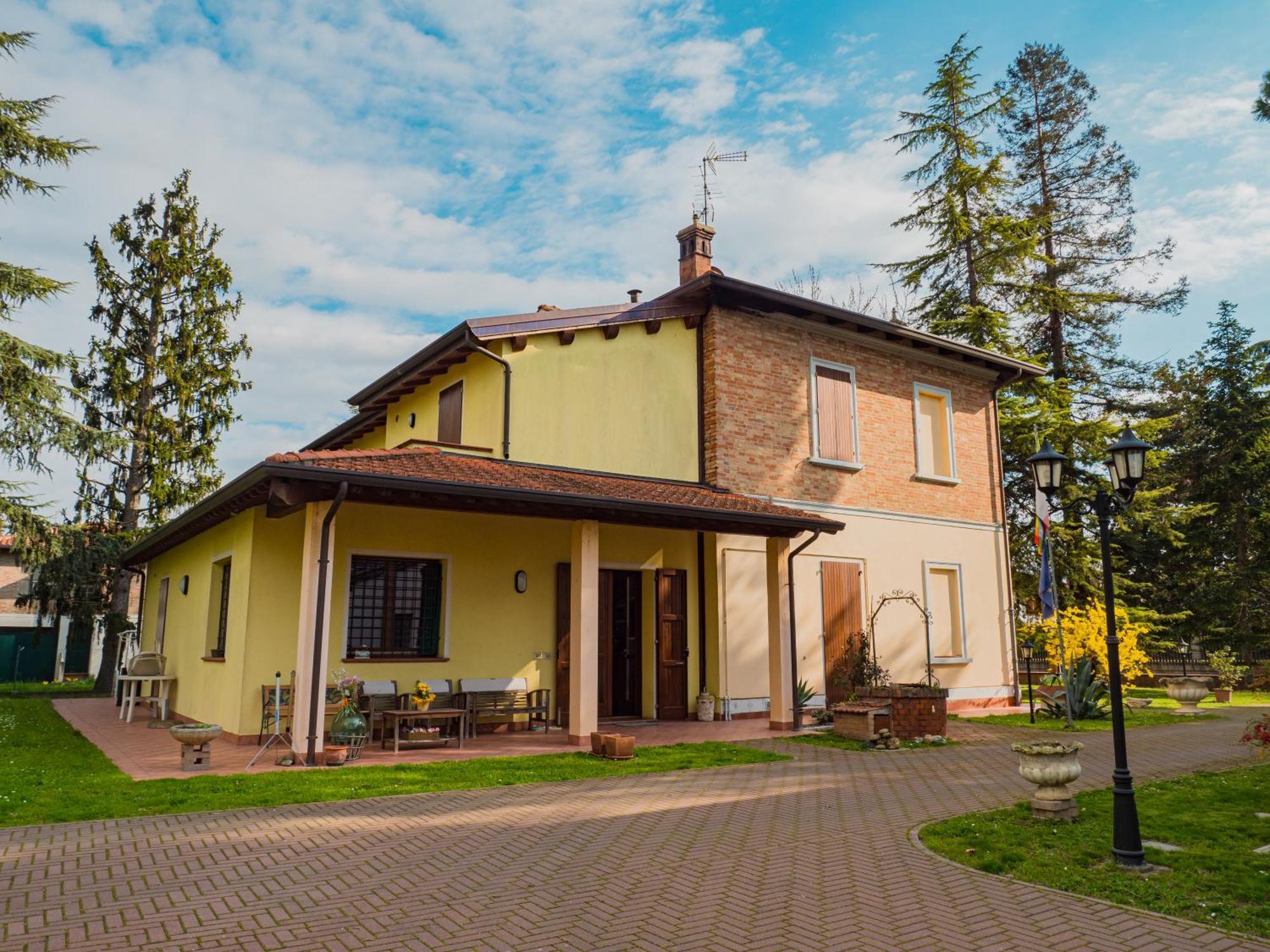 B&B Villa Erika Lugo  Exteriör bild