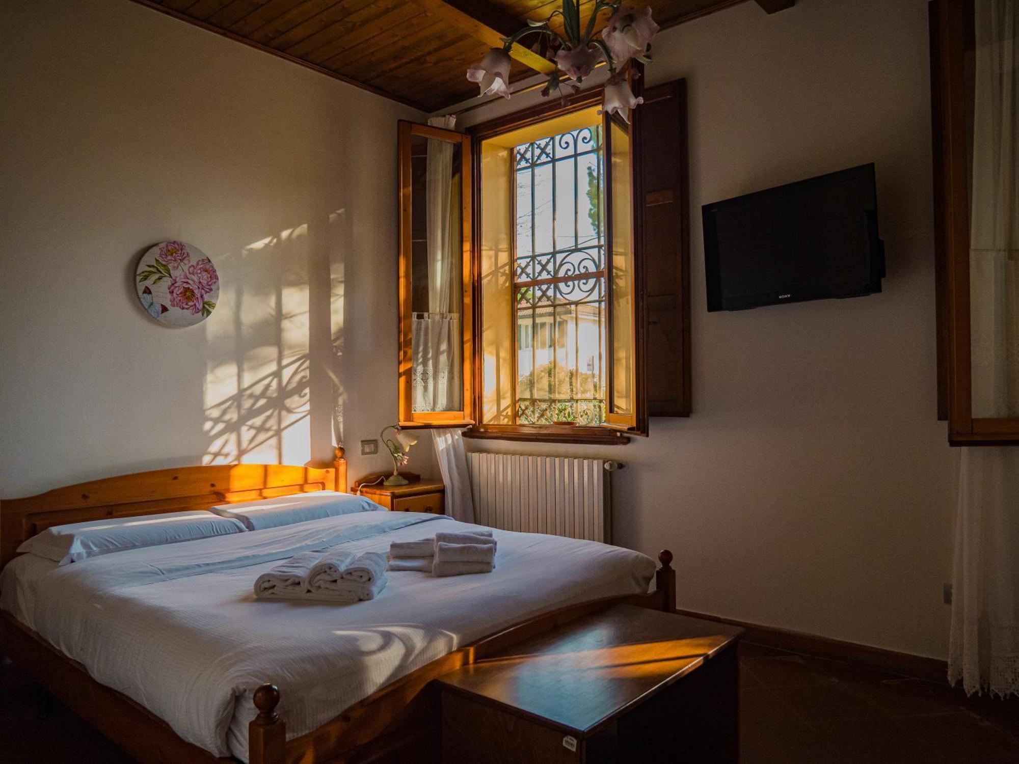 B&B Villa Erika Lugo  Exteriör bild